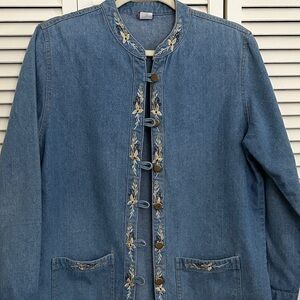 Tudor Court light weight embroidered denim jacket M